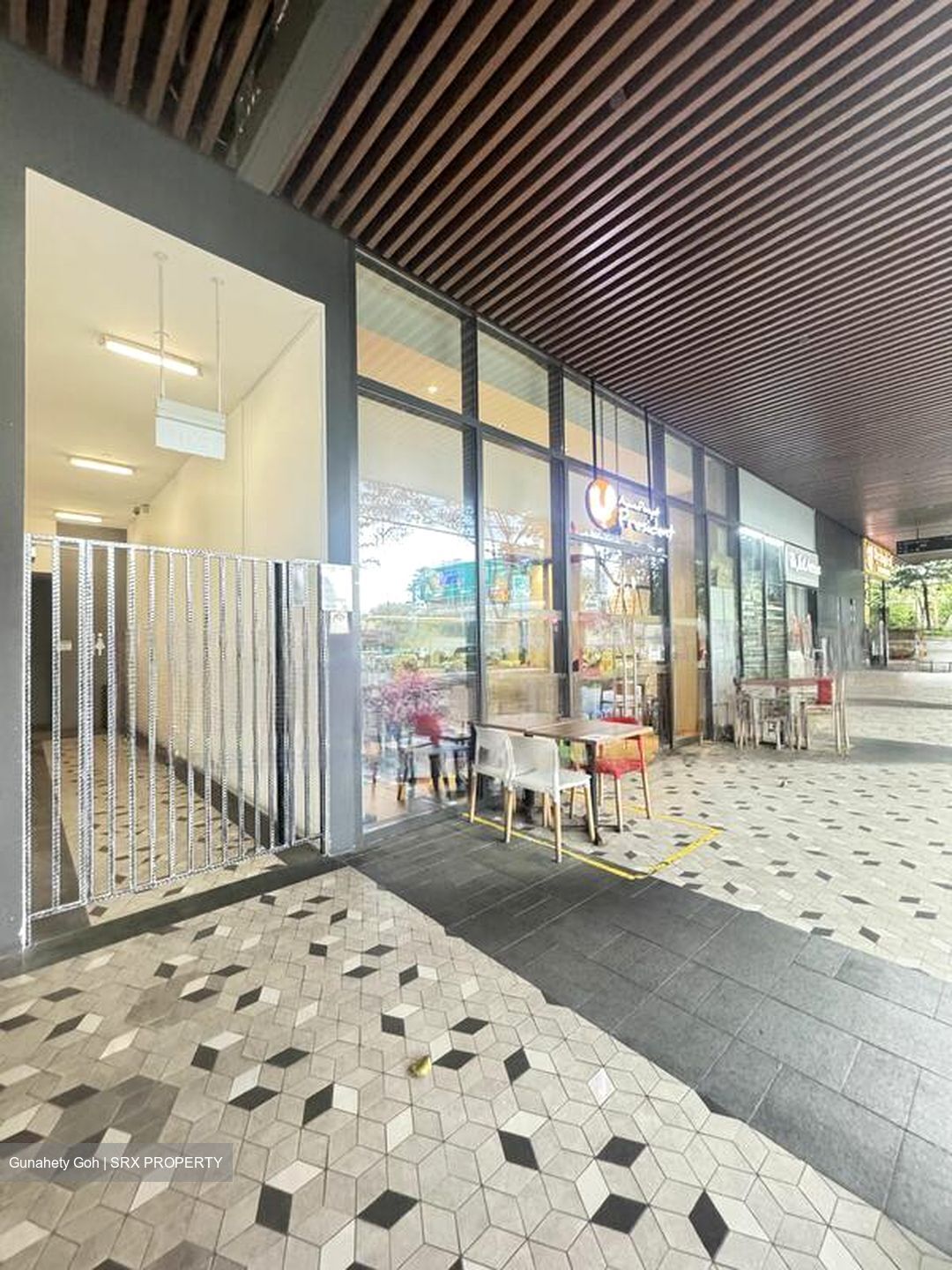 The Venue Shoppes (D13), Office #488774271